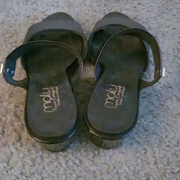 Scandals - Picture 4 of 5